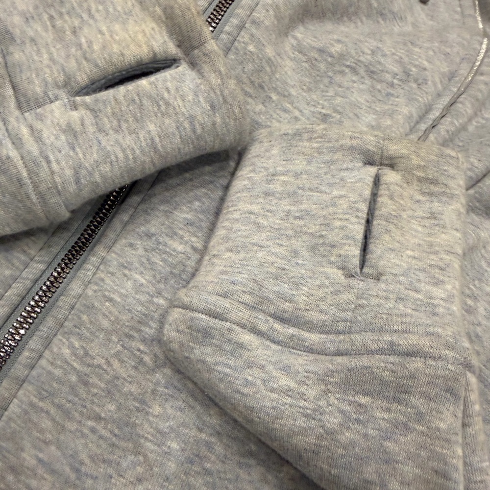 Lululemon Women’s Gray Zip-Up Hoodie Size 6 - Picture 6 of 11